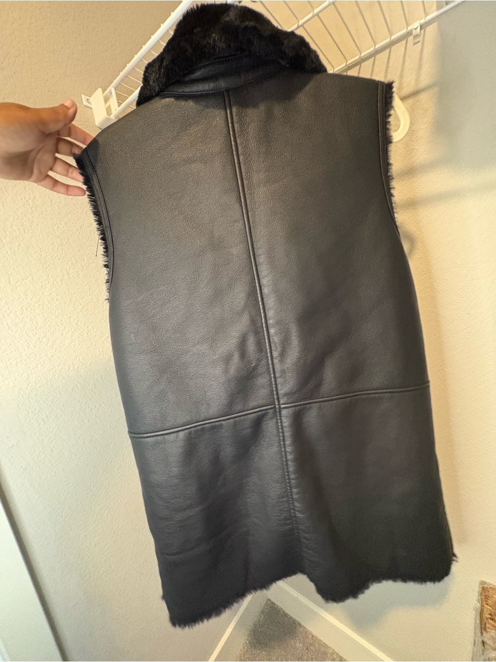 Ralph Lauren Black Faux-Shearling Leather Vest with Zip Pockets size small - Picture 12 of 16